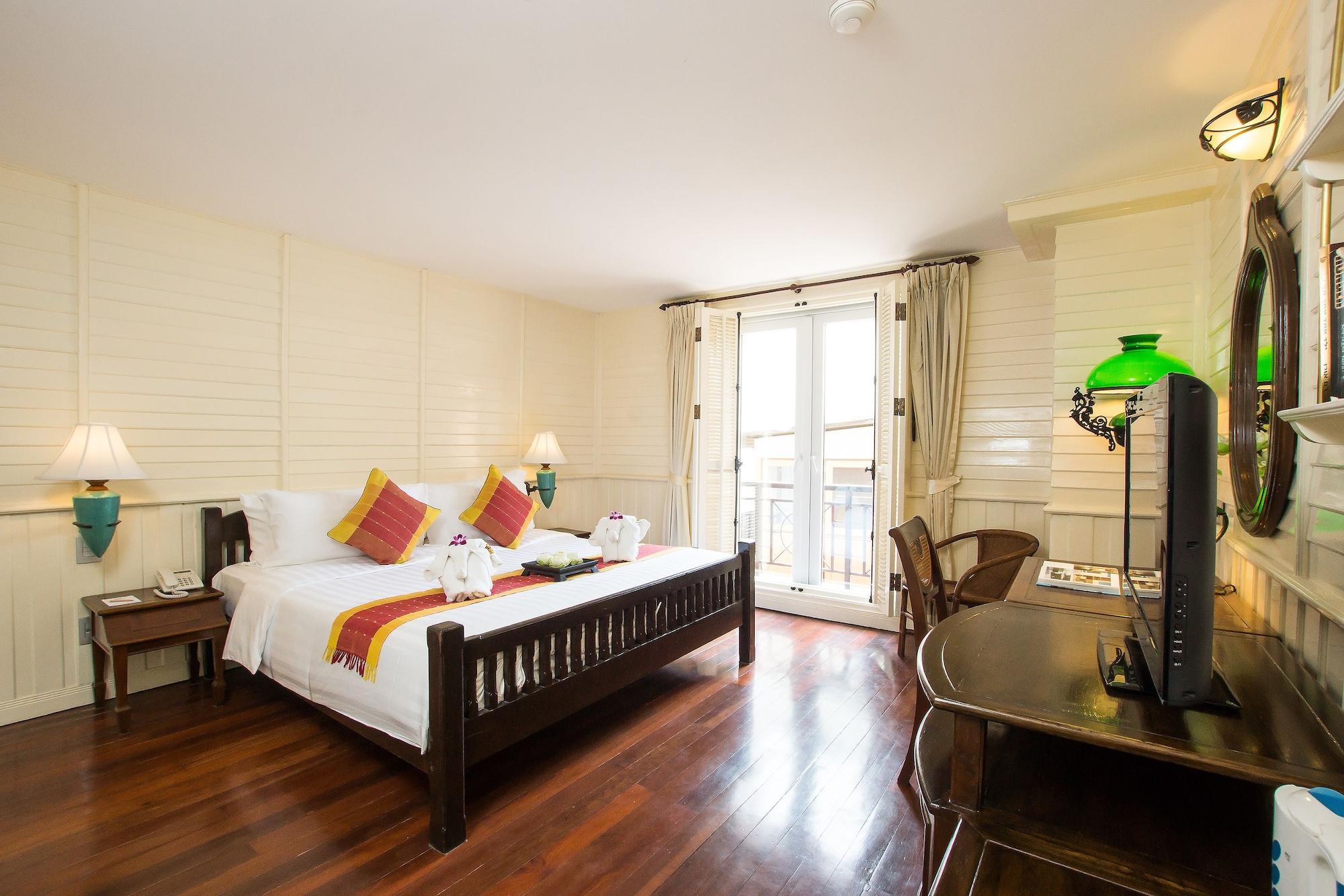 Отель Buddy Lodge, Khaosan Road 4*